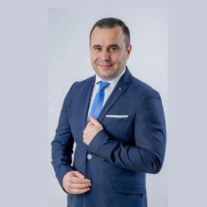The Money Advisor, condus de Dragoș Macarin, schimbă regulile creditării prin minimum trei opțiuni clare pentru fiecare client
